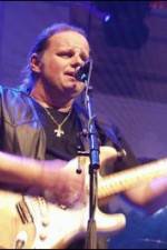 Watch Walter Trout Band in Concert - Germany Wootly